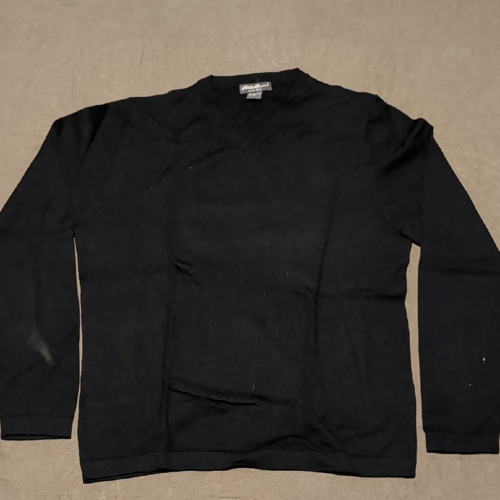 Eddie Bauer Men's V-Neck Black Sweater
